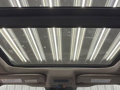 Used 2026 Ford F450 Platinum w/ Platinum Plus Package image 36