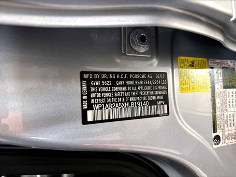 Used 2017 Porsche Macan S AWD/4WD image 35