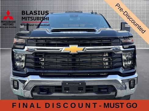 Used 2024 Chevrolet Silverado 3500 LT w/ True North Edition AWD/4WD image 13