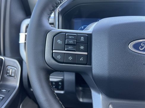 New 2026 Ford F250 Lariat w/ Black Appearance Package image 15