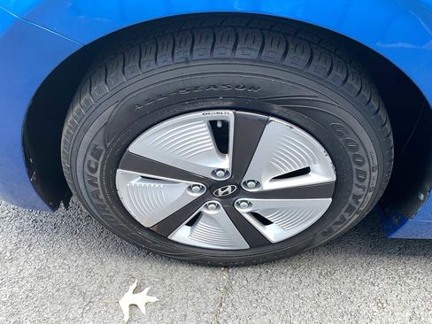 Used 2018 Hyundai Ioniq Blue image 34