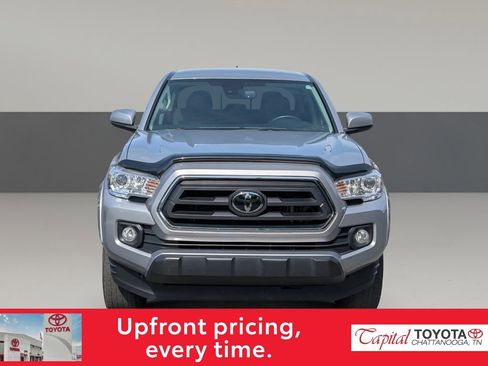 Used 2021 Toyota Tacoma SR5 RWD image 3
