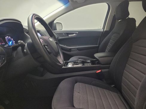 Used 2019 Ford Edge SE w/ SE Fleet Driver's Package image 17