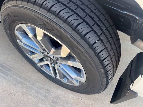 Used 2025 Toyota 4Runner Limited image 7