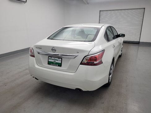 Used 2015 Nissan Altima 2.5 S w/ Power Driver Seat Package FWD image 7