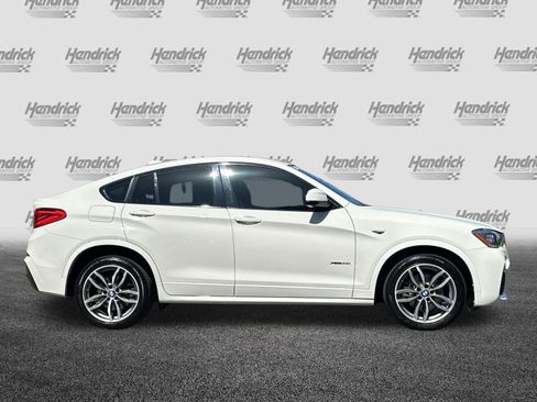 Used 2017 BMW X4 xDrive28i image 3