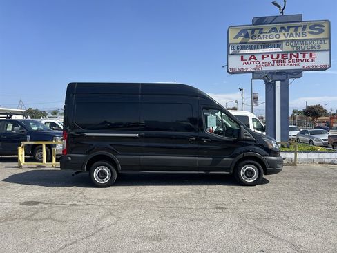 Used 2020 Ford Transit 250 148 High Roof RWD image 2