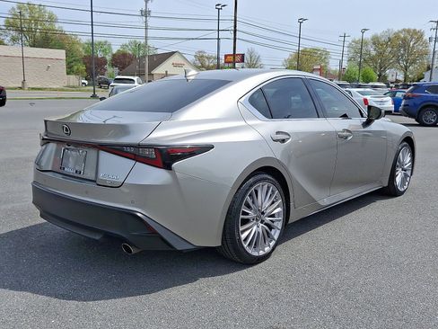 Used 2022 Lexus IS 300 AWD w/ Premium Package image 7
