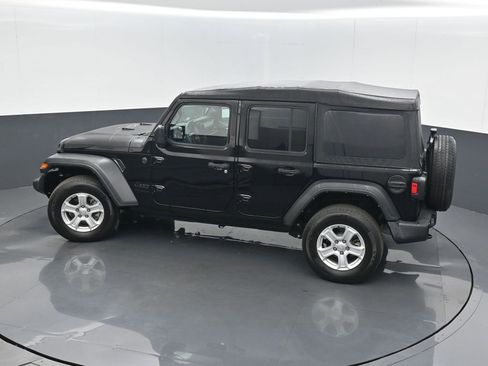 Certified 2022 Jeep Wrangler Unlimited Sport image 37