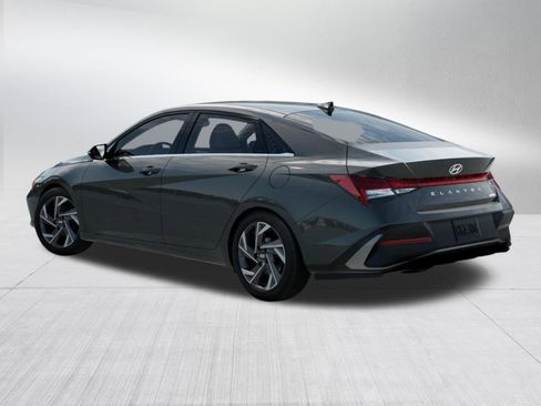 New 2026 Hyundai Elantra Limited image 5