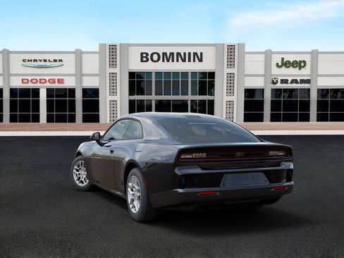 New 2025 Dodge Charger R/T w/ Quick Order Package 25M R/T image 3