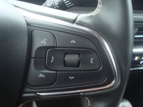 Used 2024 Buick Encore GX Avenir w/ Avenir Technology Package image 15