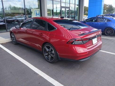 Used 2023 Honda Accord Sport image 6