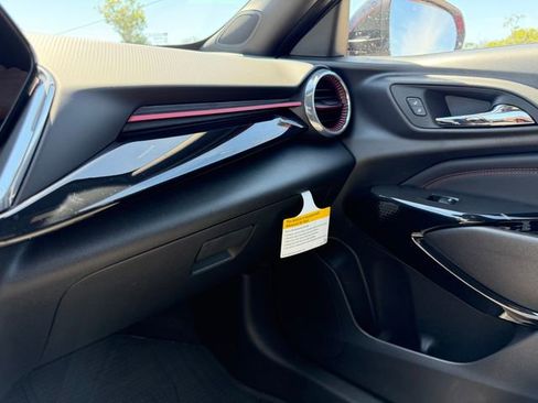 New 2026 Chevrolet Trax RS FWD image 33