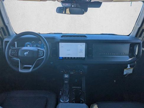 New 2025 Ford Bronco Badlands image 15