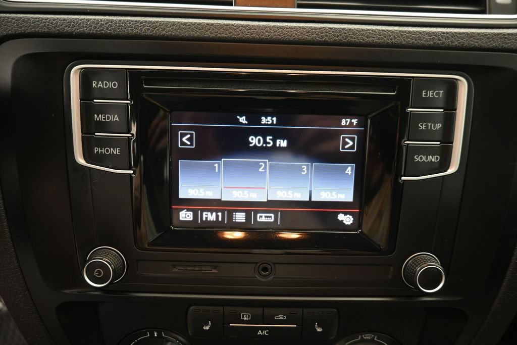 Used 2017 Volkswagen Jetta S FWD image 14