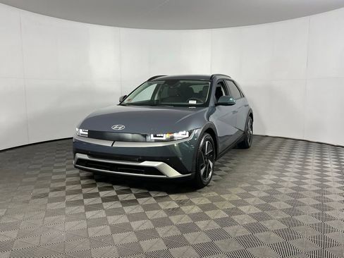 Used 2025 Hyundai Ioniq 5 SEL image 12