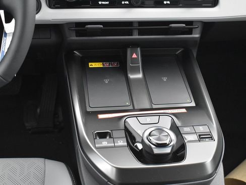 New 2026 Subaru Solterra Premium image 21