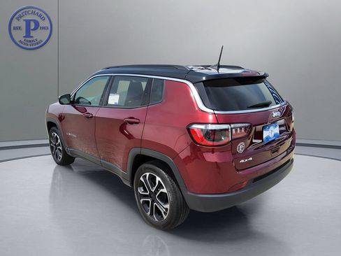 Used 2022 Jeep Compass Limited AWD/4WD image 5