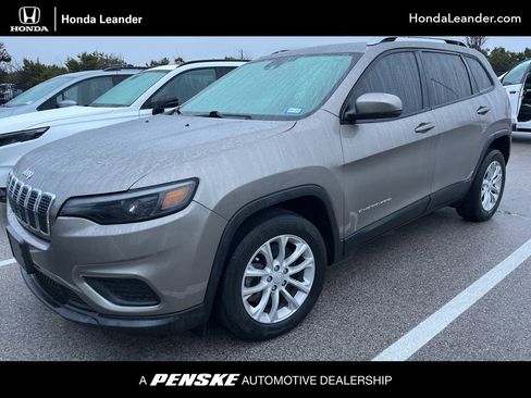 Used 2021 Jeep Cherokee Latitude image 1