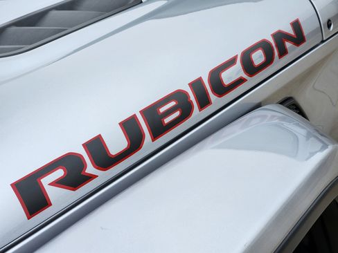 Used 2018 Jeep Wrangler Unlimited Rubicon image 11