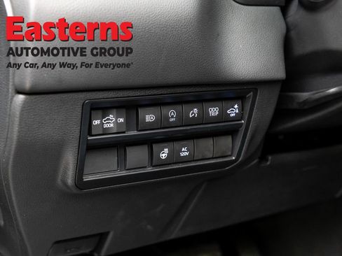 Used 2023 Toyota Tundra Limited AWD/4WD image 24