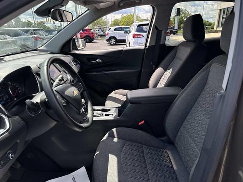 Certified 2024 Chevrolet Equinox LT FWD image 17