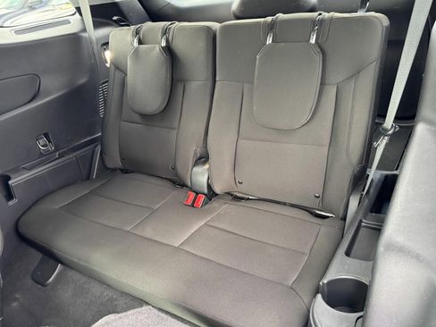 Used 2022 Ford Explorer XLT w/ Class IV Trailer Tow Package image 11