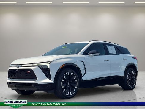 Used 2024 Chevrolet Blazer EV RS AWD/4WD image 8