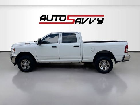 Used 2023 RAM 2500 Tradesman w/ Chrome Appearance Group image 4