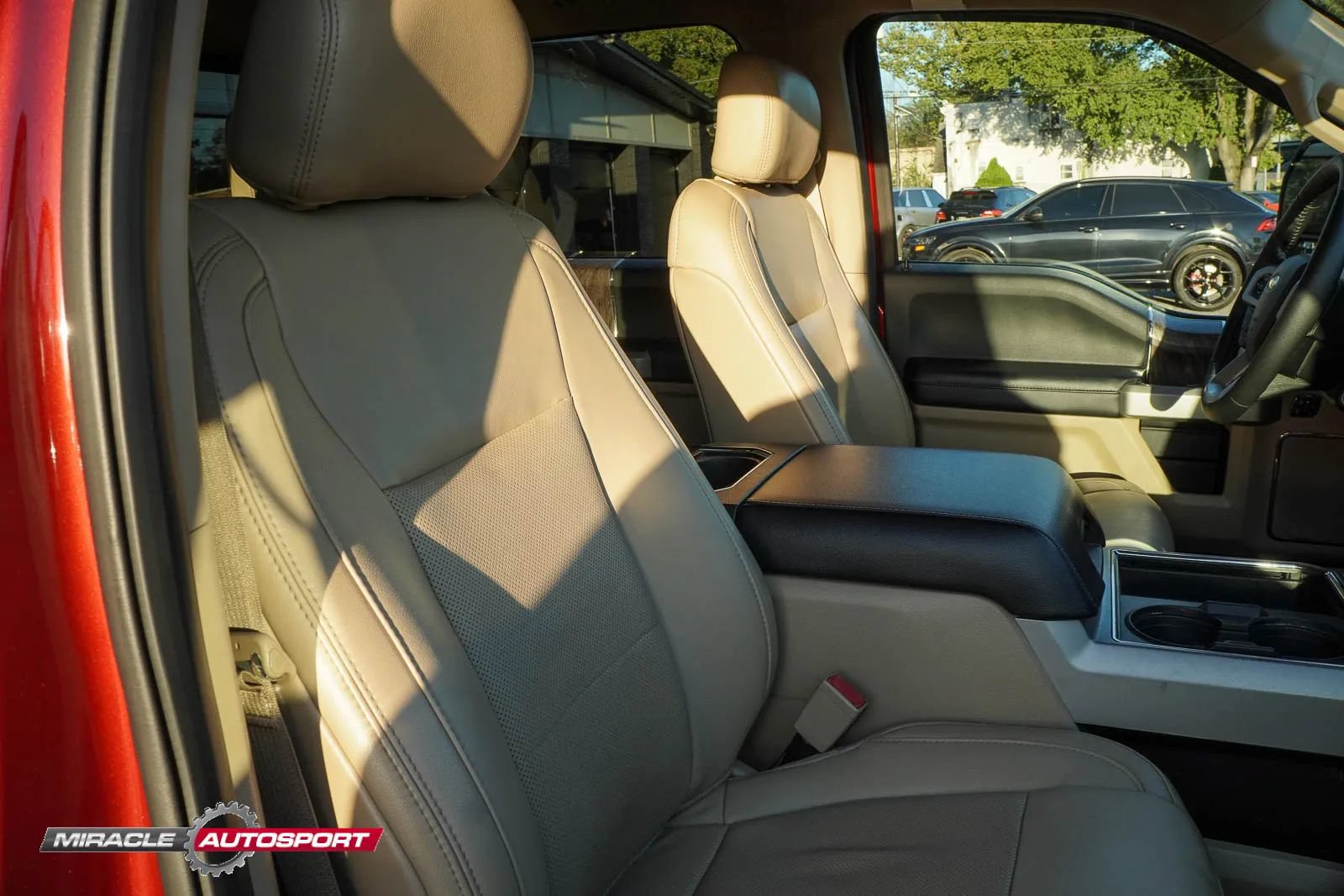 Used 2019 Ford F250 Lariat w/ Lariat Value Package AWD/4WD image 33