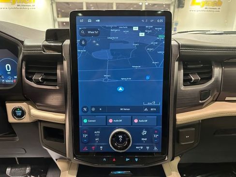 Used 2022 Ford Expedition Platinum image 13