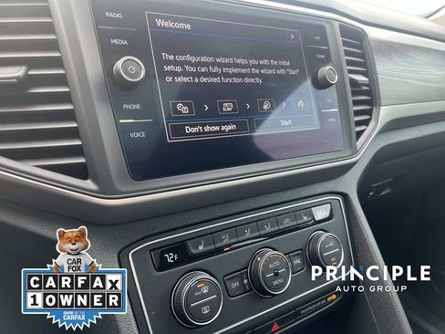 Used 2021 Volkswagen Atlas Cross Sport SE w/ Panoramic Sunroof Package FWD image 23
