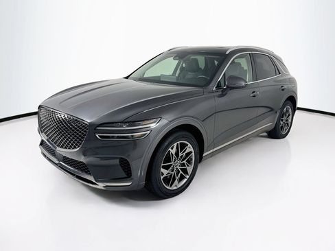 Used 2022 Genesis GV70 2.5T w/ Select Package AWD/4WD image 3