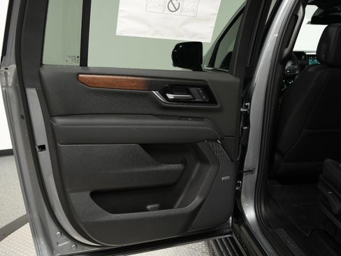 New 2026 GMC Yukon XL Denali w/ Sun & Power Step Package image 20