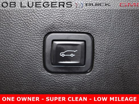 Certified 2020 Chevrolet Traverse Premier w/ Redline Edition image 23