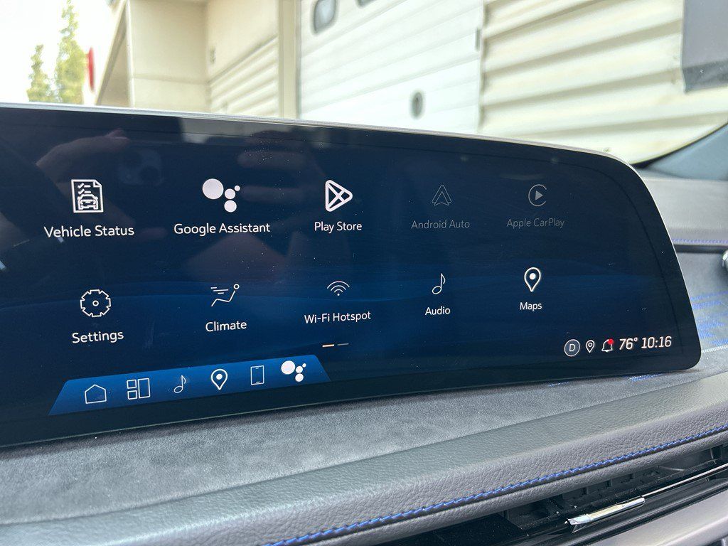Certified 2024 Cadillac XT4 Sport AWD/4WD image 16