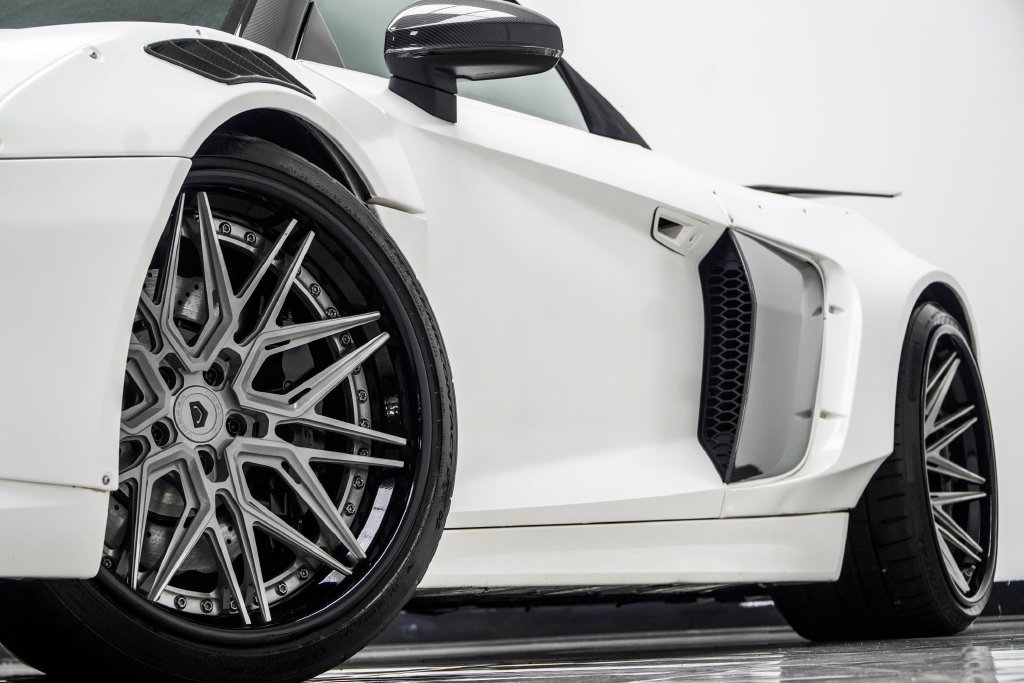 Used 2018 Audi R8 V10 AWD/4WD image 5