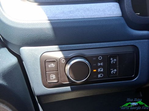 New 2025 Ford Maverick XLT image 22