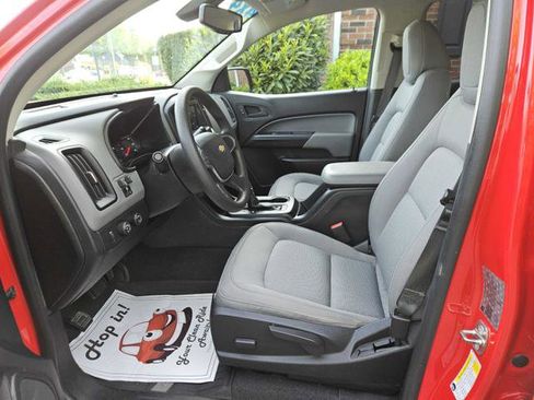 Used 2020 Chevrolet Colorado W/T w/ WT Convenience Package AWD/4WD image 16