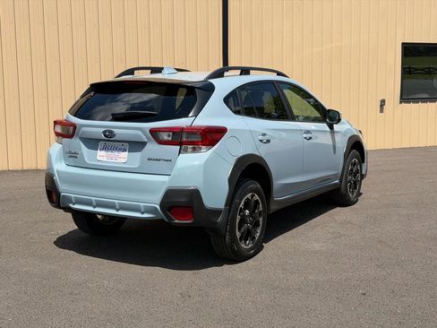 Used 2022 Subaru Crosstrek 2.0i Premium w/ Moonroof Package AWD/4WD image 2