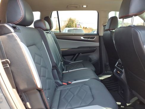 Certified 2024 Volkswagen Atlas Peak Edition SE image 12