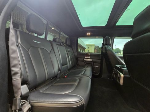 Used 2017 Ford F250 Platinum w/ Platinum Ultimate Package image 16