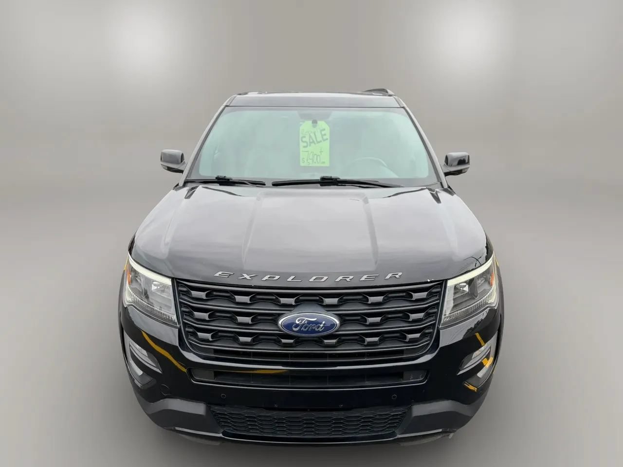 Used 2017 Ford Explorer Sport AWD/4WD image 3