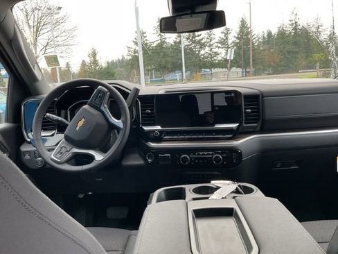 New 2026 Chevrolet Silverado 3500 LT w/ All Star Edition image 9