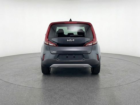Used 2025 Kia Soul LX w/ LX Technology Package image 6