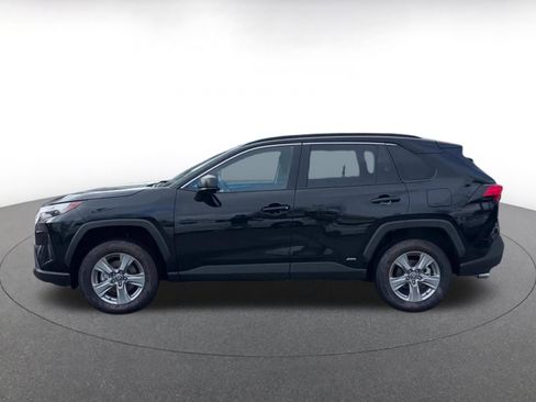 Used 2025 Toyota RAV4 LE image 9