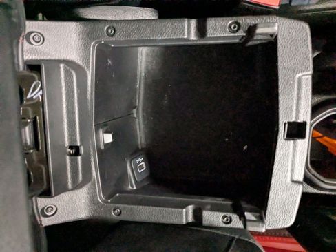 Used 2023 Jeep Wrangler Unlimited Rubicon 4xe AWD/4WD image 21