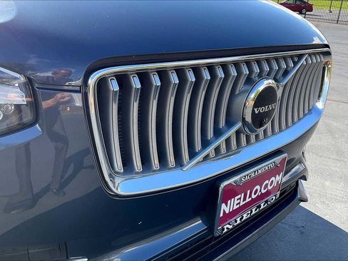 Used 2023 Volvo XC90 B6 Ultimate image 34