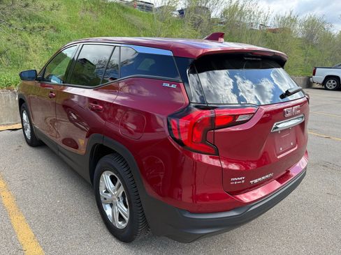 Used 2018 GMC Terrain SLE FWD image 4